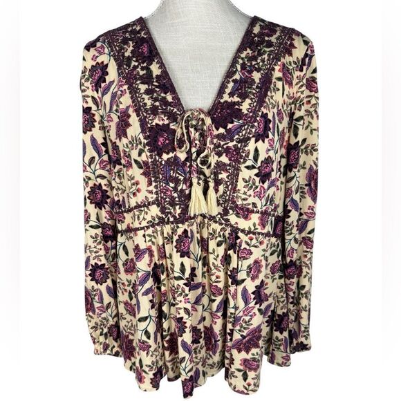 Torrid Floral Babydoll Rayon Crepe Embroidered Lace Up 3/4 Sleeve Plus Size Top - Picture 3 of 9